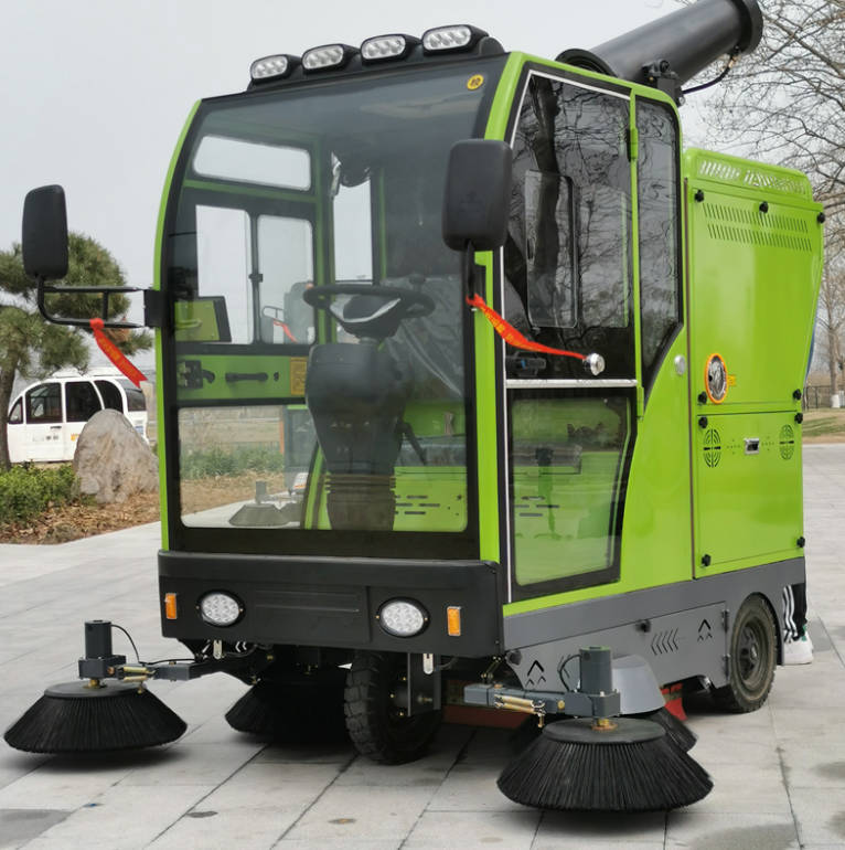 西安道路清洁广泛应用电动环卫清扫车